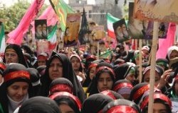 راهپیمایی حافظان حجاب