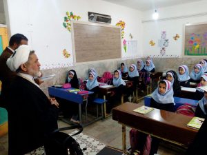 بازدید مسئول ستاد اقامه نماز آموزش و پرورش خراسان رضوی از مدارس طرح حجاب ریحانه النبی(س)